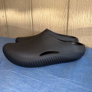CROCS Black Slip-On LiteRide-Inspired Clog